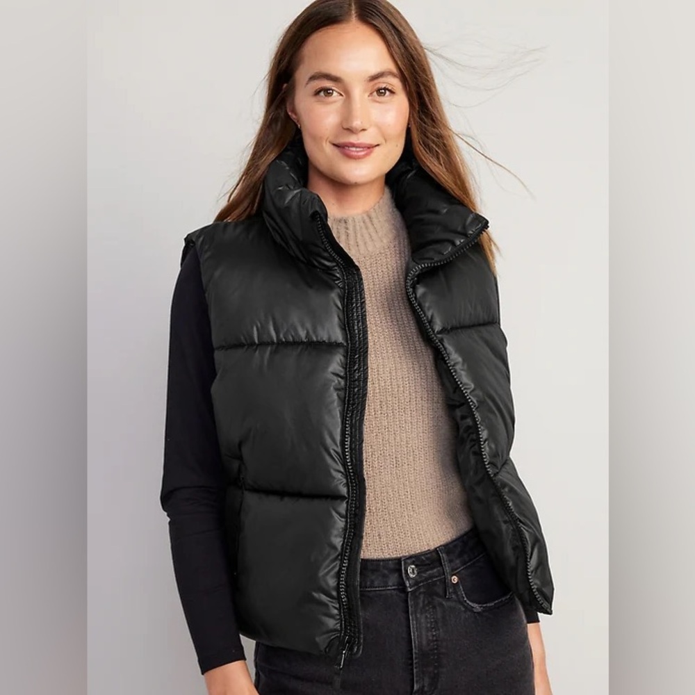 Old Navy Brown Puffer Vest – Size M